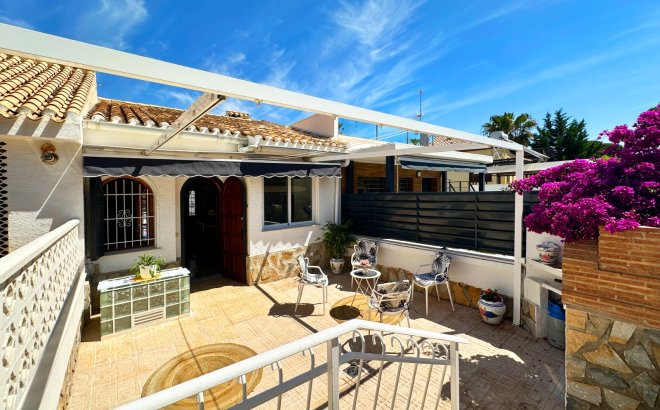 Resale - Town House -
Orihuela Costa - Costa Blanca