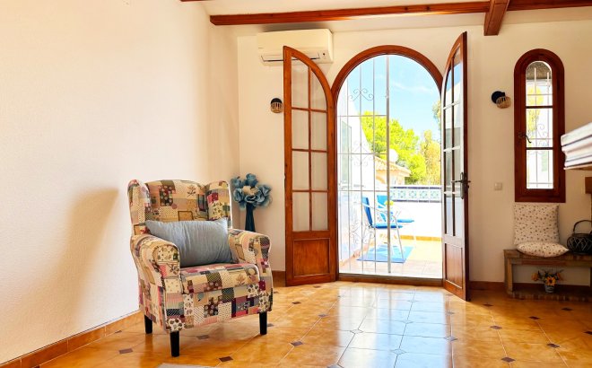 Resale - Town House -
Orihuela Costa - Costa Blanca