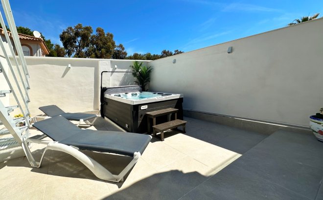 Resale - Town House -
Orihuela Costa - Costa Blanca