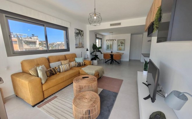 Resale - Penthouse -
Villamartin - Costa Blanca