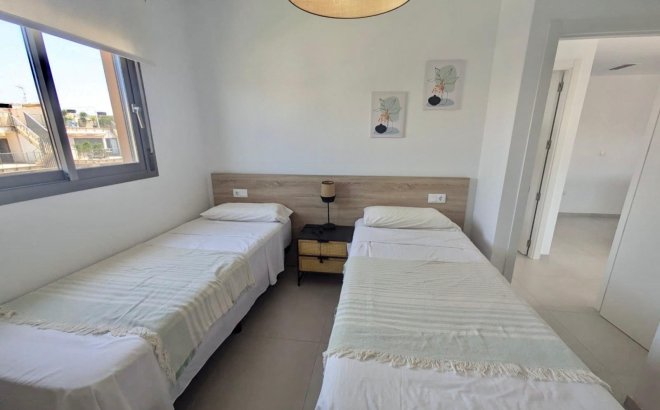 Resale - Penthouse -
Villamartin - Costa Blanca