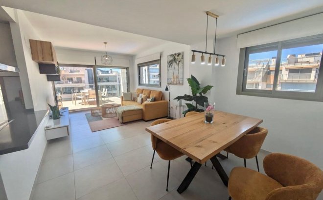 Resale - Penthouse -
Villamartin - Costa Blanca