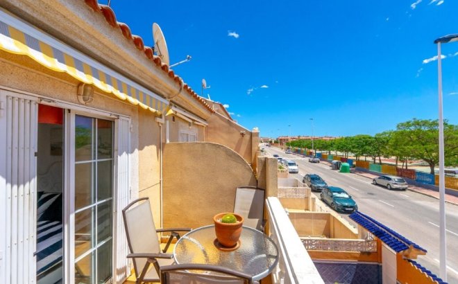 Resale - Town House -
Torrevieja - Aguas Nuevas