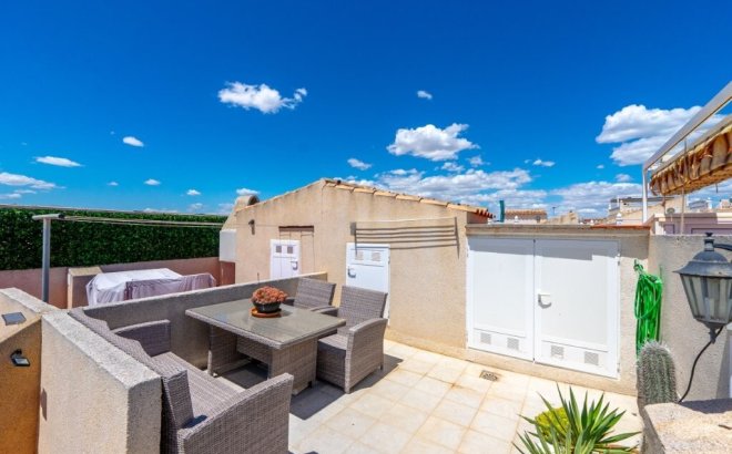 Resale - Town House -
Torrevieja - Aguas Nuevas