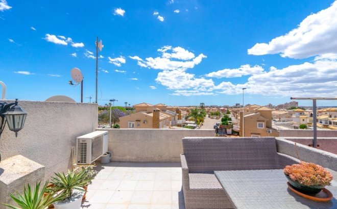 Resale - Town House -
Torrevieja - Aguas Nuevas