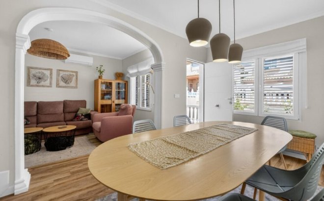 Resale - Town House -
Torrevieja - Cabo Cervera