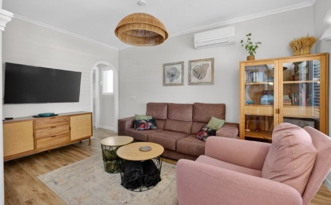 Resale - Town House -
Torrevieja - Cabo Cervera