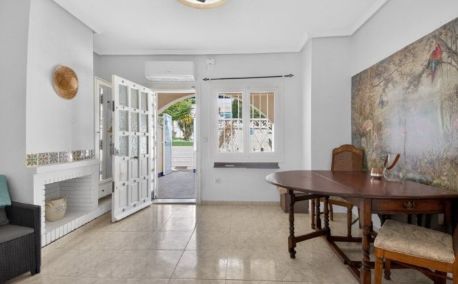 Resale - Quad House -
Torrevieja - Los Altos