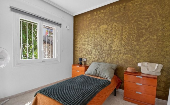 Resale - Quad House -
Torrevieja - Los Altos