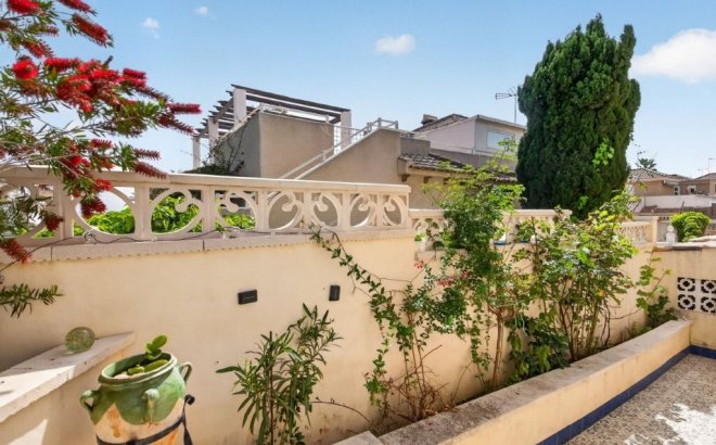 Resale - Quad House -
Torrevieja - Los Altos