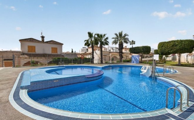 Resale - Quad House -
Torrevieja - Los Altos