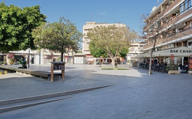 Resale - Semi Detached -
Los Montesinos - PUEBLO CENTRO