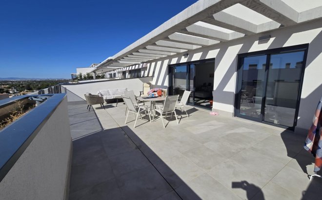 Resale - Penthouse -
Orihuela Costa - Altos De Campoamor