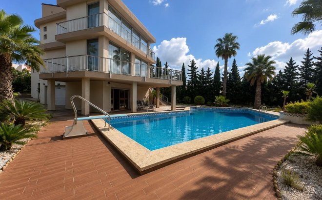 Resale - Villa -
Ciudad Quesada - Costa Blanca Sur