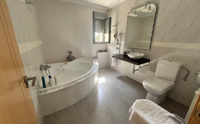 Resale - Villa -
Ciudad Quesada - Costa Blanca Sur