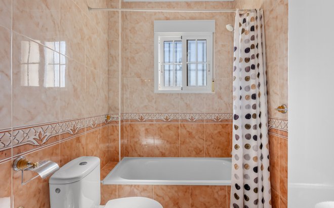 Resale - Quad House -
Cabo Roig - Costa Blanca