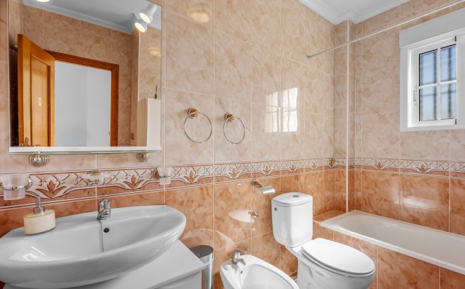 Resale - Quad House -
Cabo Roig - Costa Blanca