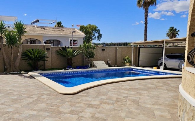 Revente - Villa -
Benijofar - Costa Blanca