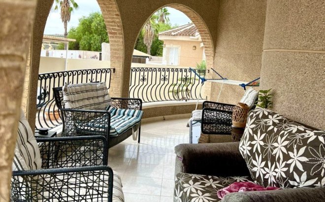 Revente - Villa -
Benijofar - Costa Blanca