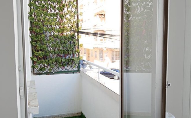 Resale - Apartment -
Torrevieja - El Molino