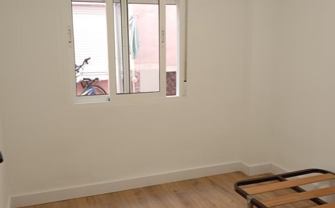 Resale - Apartment -
Torrevieja - El Molino