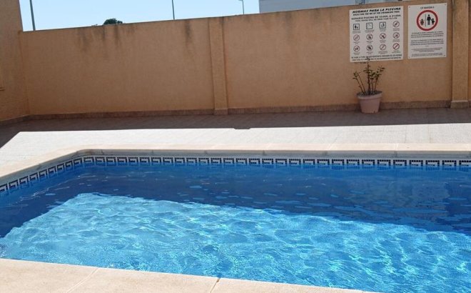 Resale - Apartment -
Los Montesinos - PUEBLO CENTRO