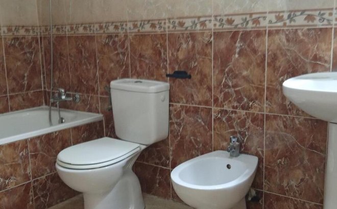 Resale - Apartment -
Los Montesinos - PUEBLO CENTRO