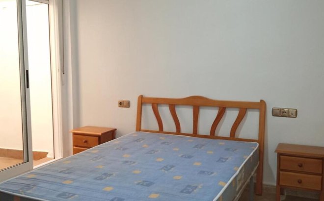 Resale - Apartment -
Los Montesinos - PUEBLO CENTRO