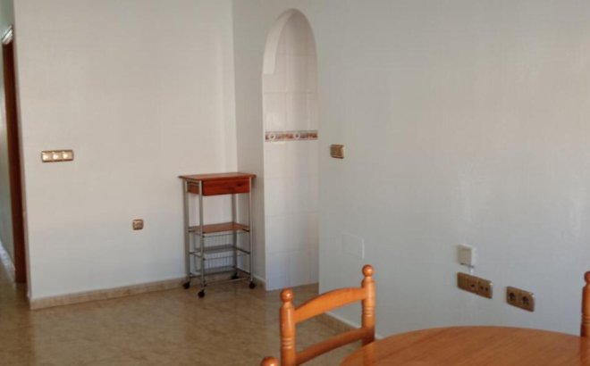 Resale - Apartment -
Los Montesinos - PUEBLO CENTRO