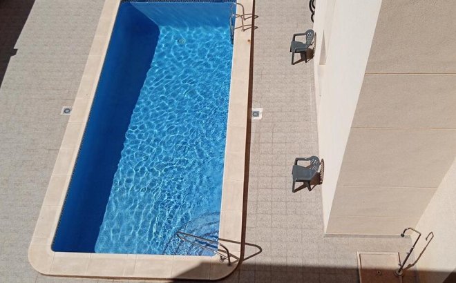 Resale - Apartment -
Los Montesinos - PUEBLO CENTRO
