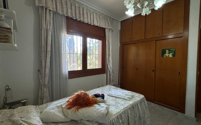 Resale - Villa -
Torrevieja - Costa Blanca