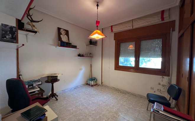 Resale - Villa -
Torrevieja - Costa Blanca