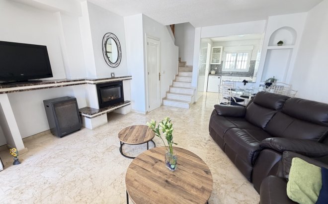 Resale - Villa -
Las Ramblas Golf - Inland