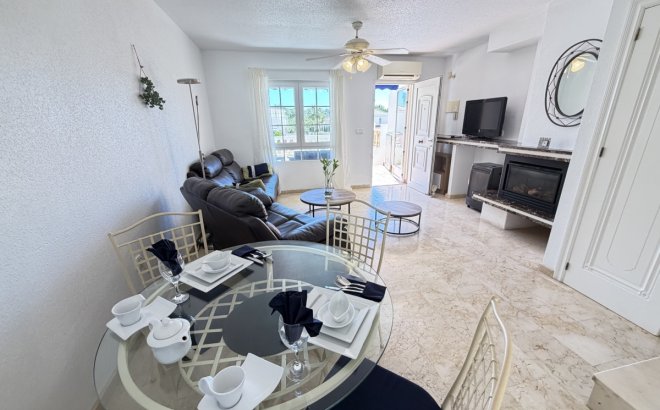 Resale - Villa -
Las Ramblas Golf - Inland