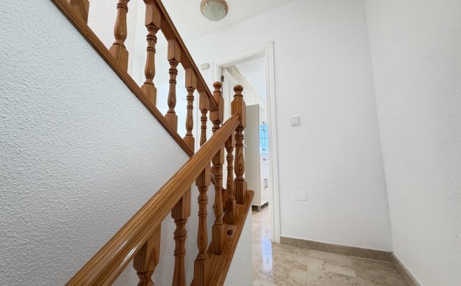 Resale - Villa -
Las Ramblas Golf - Inland