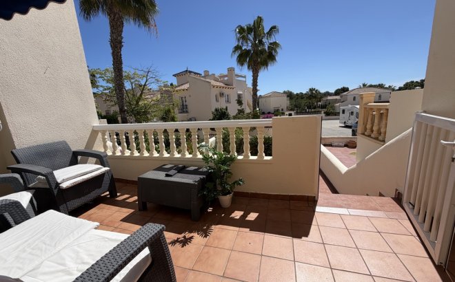 Resale - Villa -
Las Ramblas Golf - Inland