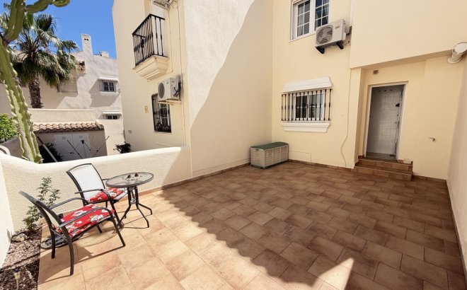 Resale - Villa -
Las Ramblas Golf - Inland