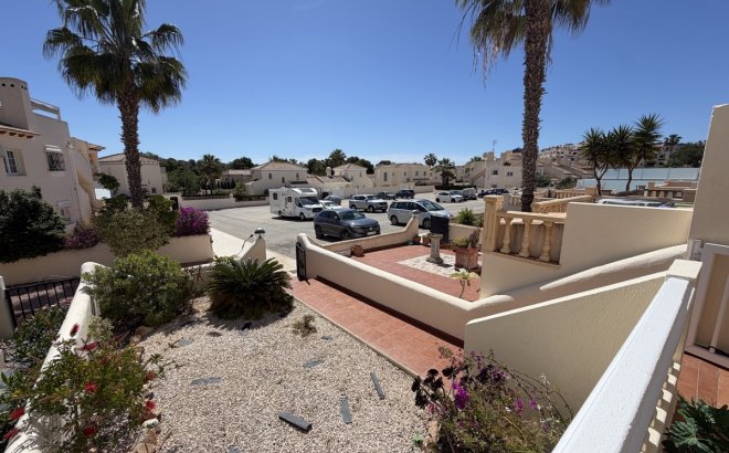 Resale - Villa -
Las Ramblas Golf - Inland
