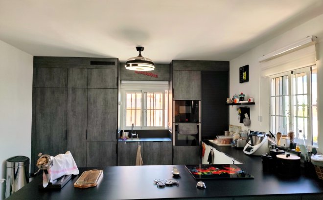 Resale - Villa -
San Miguel / Vistabella Golf - Inland