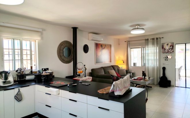 Resale - Villa -
San Miguel / Vistabella Golf - Inland