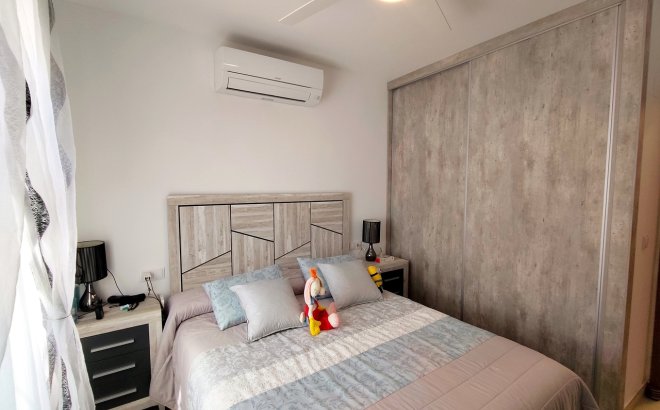 Resale - Villa -
San Miguel / Vistabella Golf - Inland
