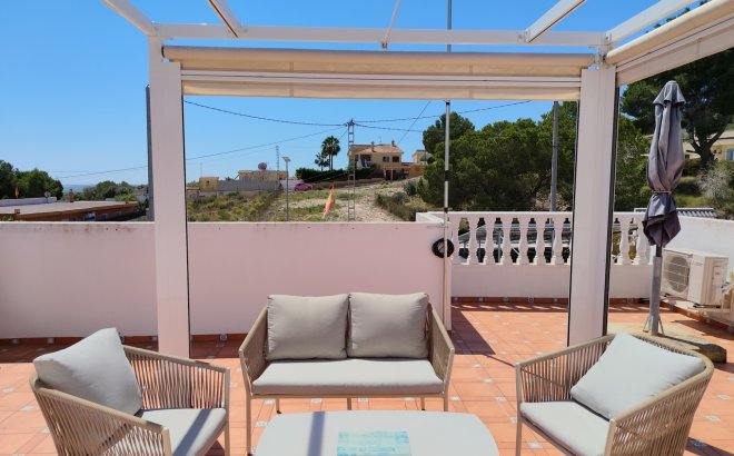 Resale - Villa -
San Miguel / Vistabella Golf - Inland