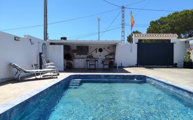 Resale - Villa -
San Miguel / Vistabella Golf - Inland