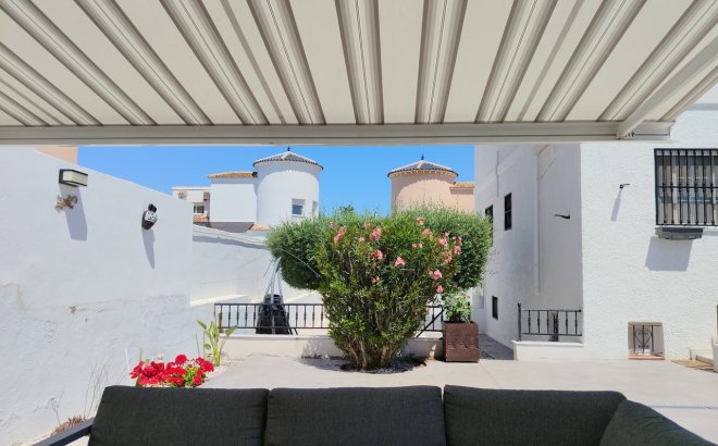Resale - Villa -
San Miguel / Vistabella Golf - Inland