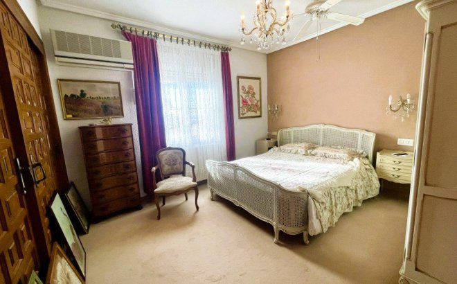 Resale - Villa -
Ciudad Quesada - Costa Blanca
