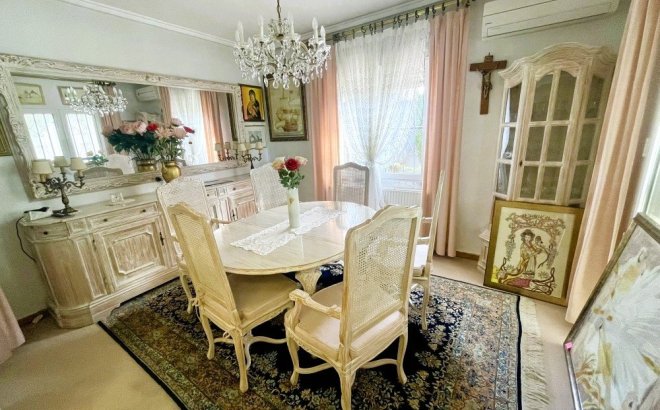 Resale - Villa -
Ciudad Quesada - Costa Blanca