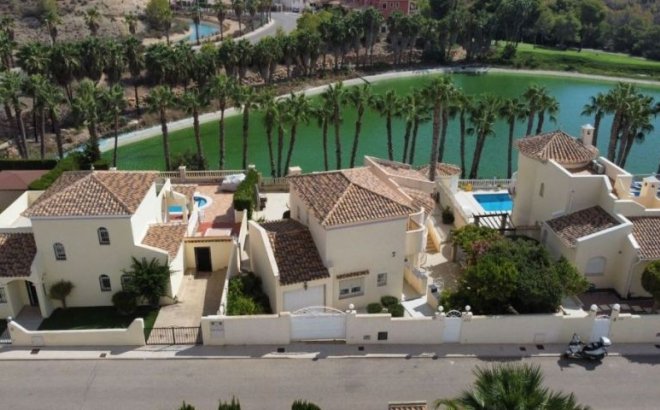 Resale - Villa -
Orihuela Costa - Costa Blanca