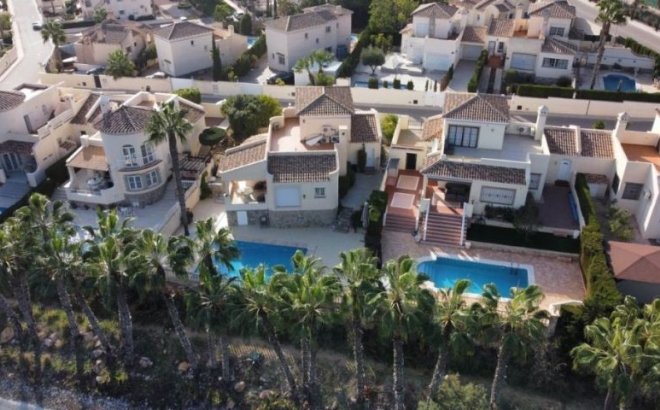 Resale - Villa -
Orihuela Costa - Costa Blanca