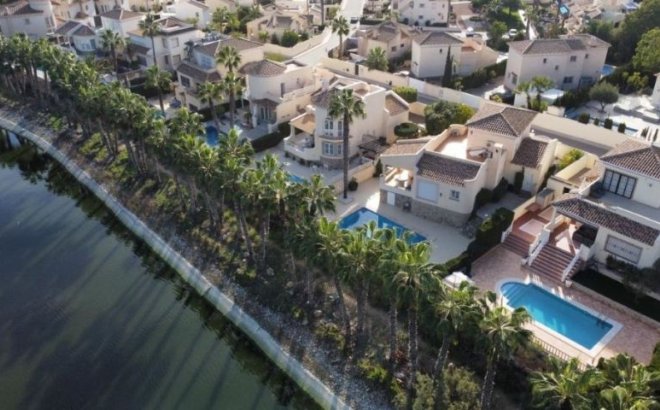Resale - Villa -
Orihuela Costa - Costa Blanca