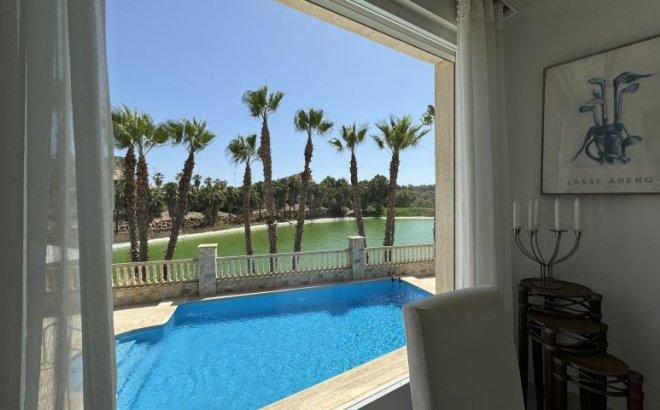 Resale - Villa -
Orihuela Costa - Costa Blanca